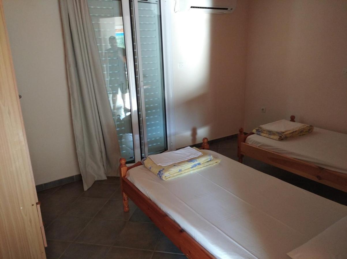 Kómboi Aggeliki House 3 빌라 외부 사진